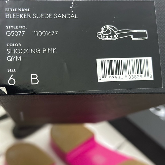 Women's Hot Pink Studded Slide Sandals Coach 6B - Picture 2 of 6